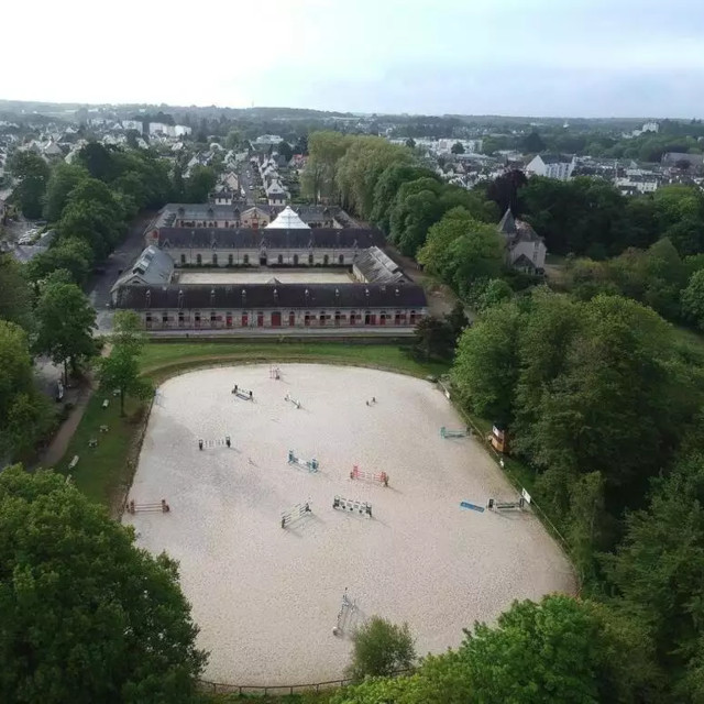 Le haras se répartit sur 23 hectares
