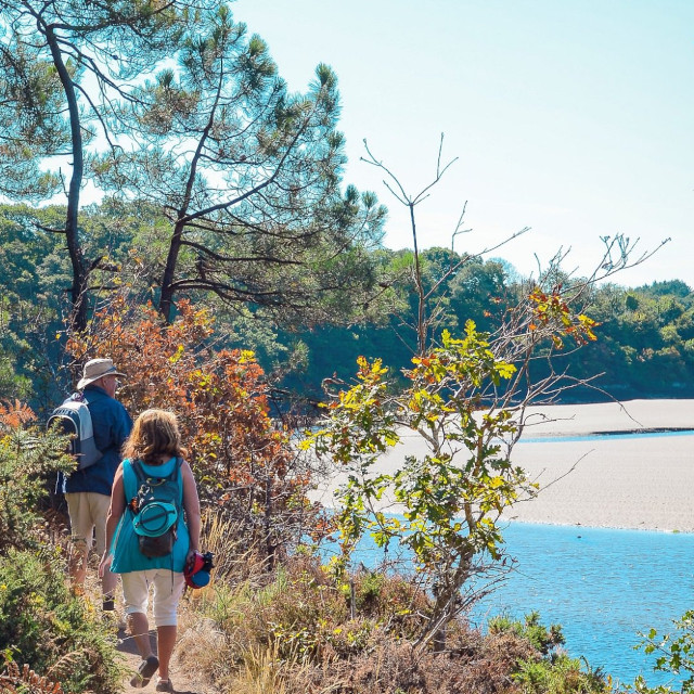 Le GR34, le sentier des douaniers longe la côte